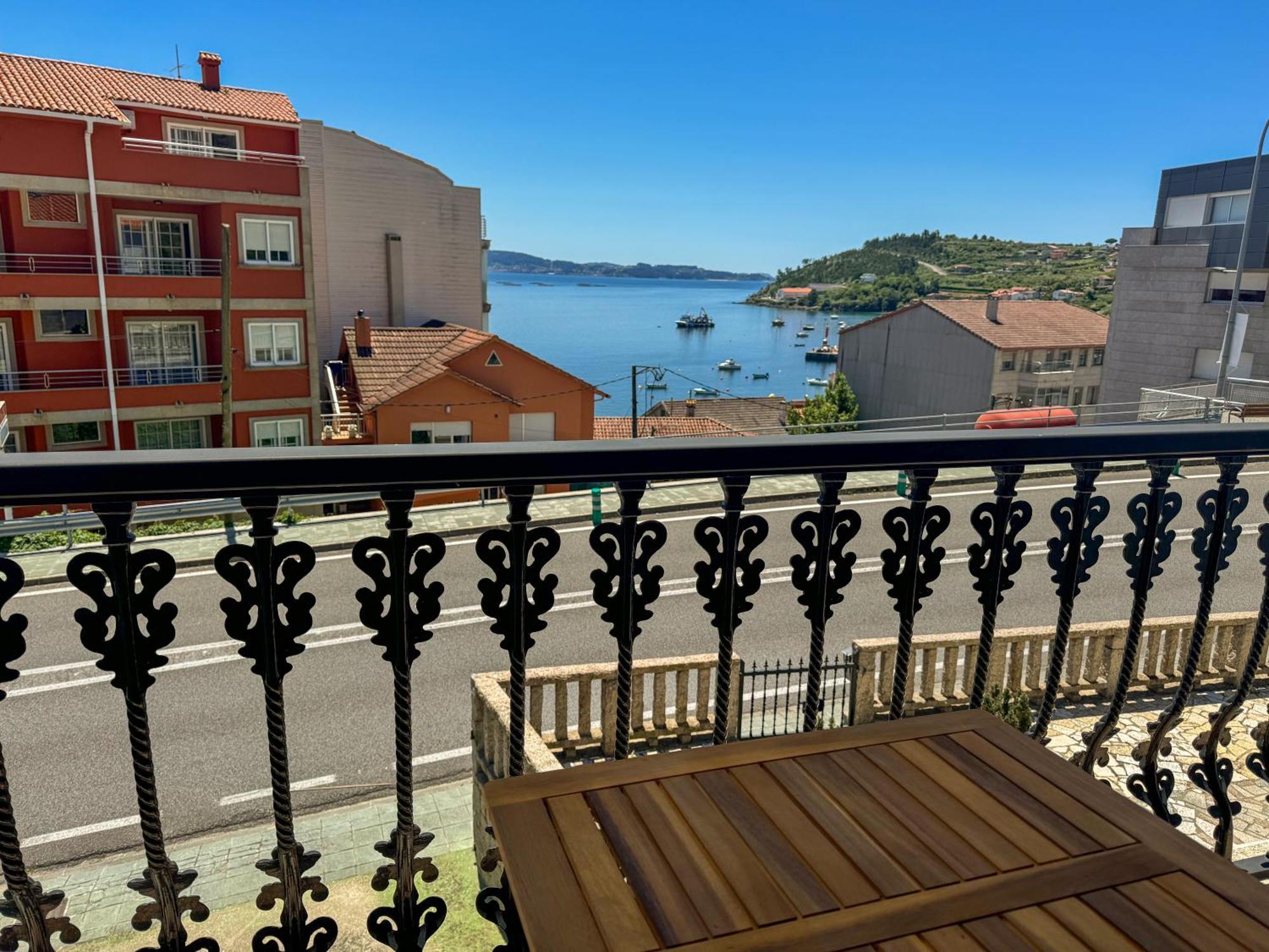 Apartamento Lb, Vistas A La Ria Raxó Eksteriør billede